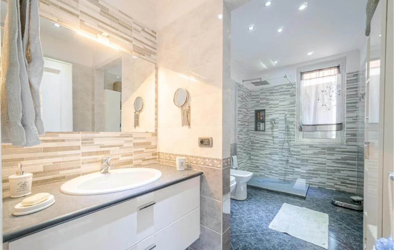 5 Bedroom Stunning Home In Chiavari 0*,  Italy