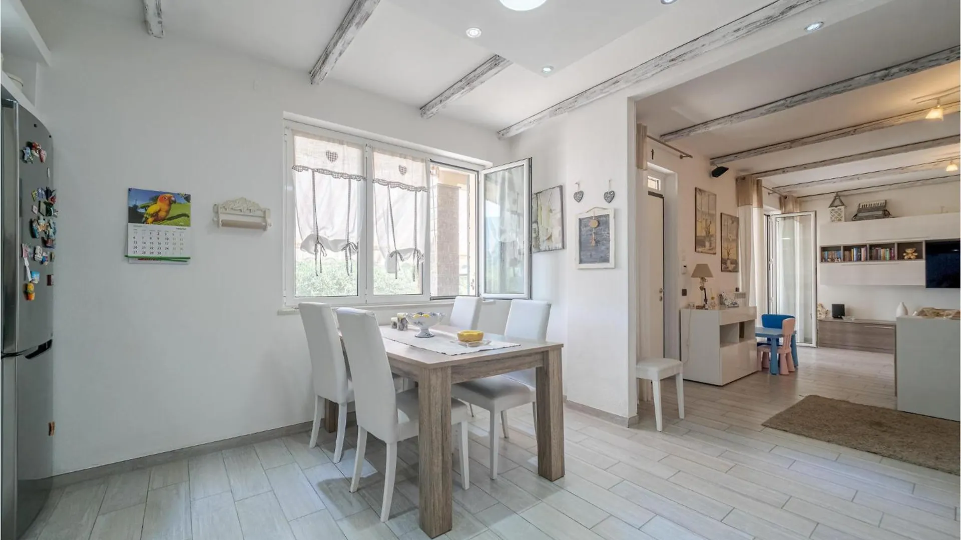 Holiday home 5 Bedroom Stunning Home In Chiavari Italy