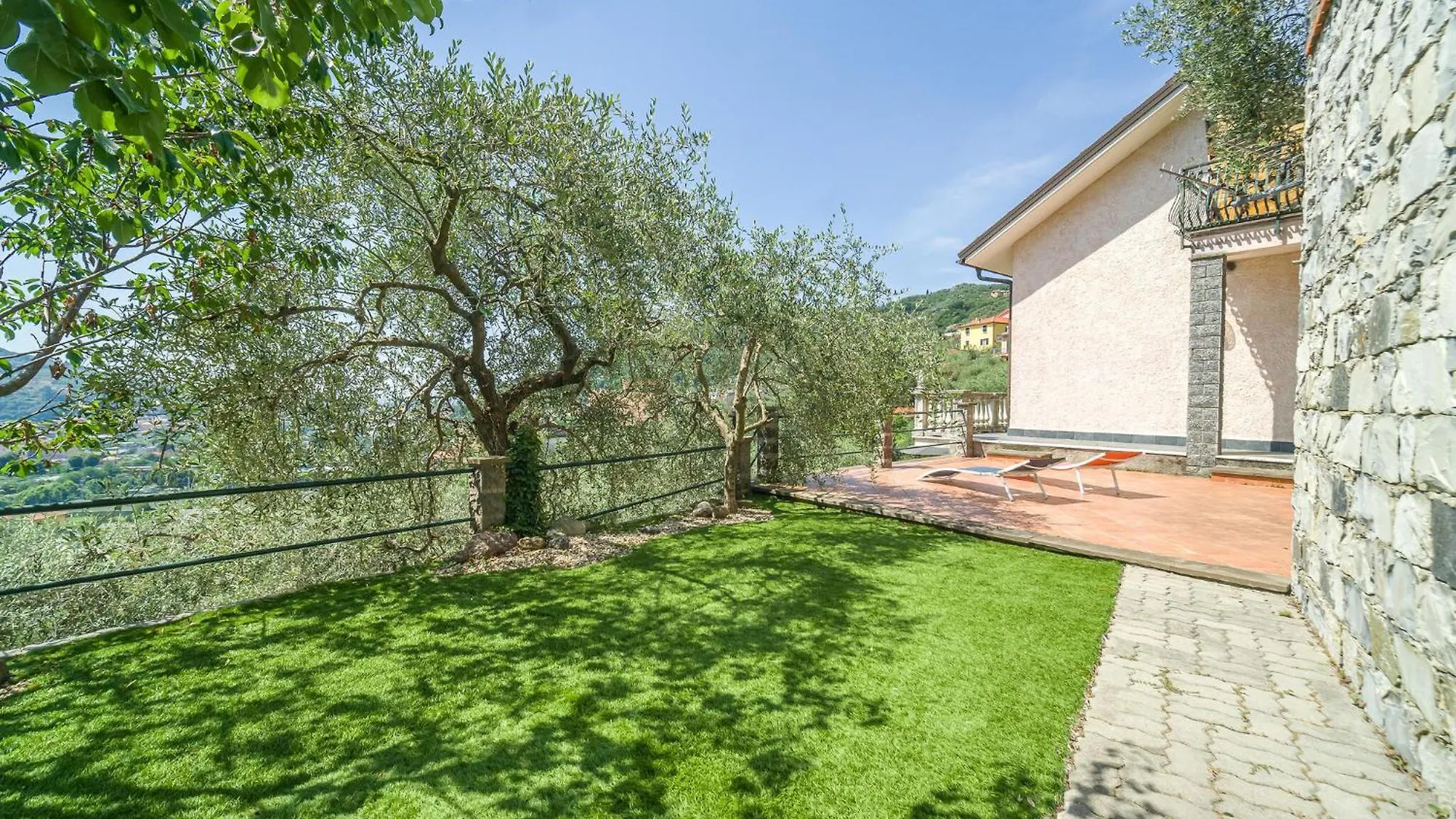 5 Bedroom Stunning Home In 基亚瓦里 0*,  意大利